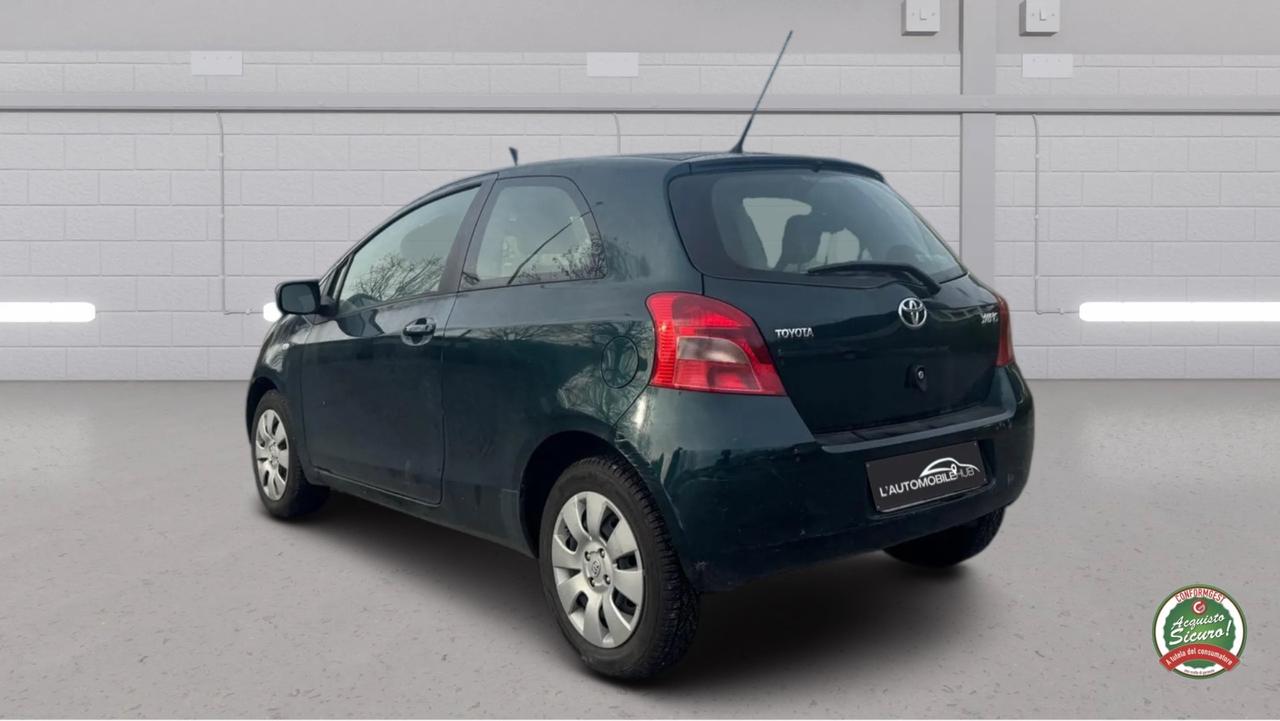 Toyota Yaris 1.0 3 porte Sol