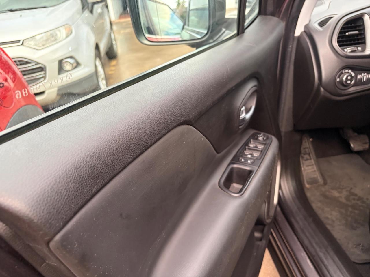 Jeep Renegade 1.3 T4 DDCT S