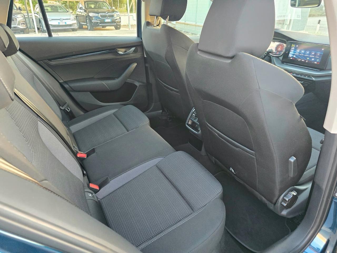 Skoda Octavia 2.0 TDI EVO SCR DSG Wagon Ambition