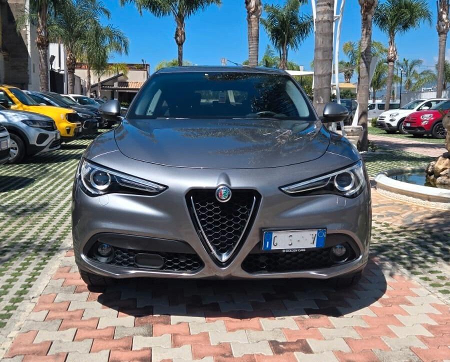 Alfa Romeo Stelvio 2.2 t Business Q4 190V auto Led Uff Italy Nav USB