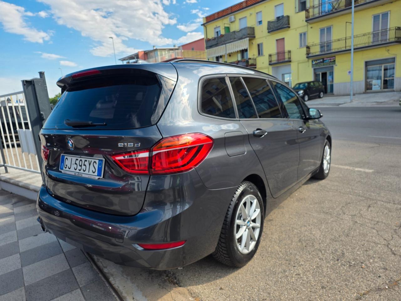 Bmw Serie 2 Gran Tourer 216d Business Automatica