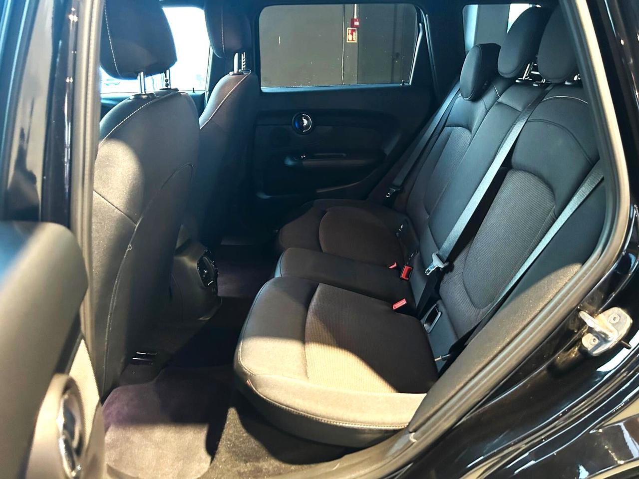 Mini Cooper Clubman 1.5 Business Automatica