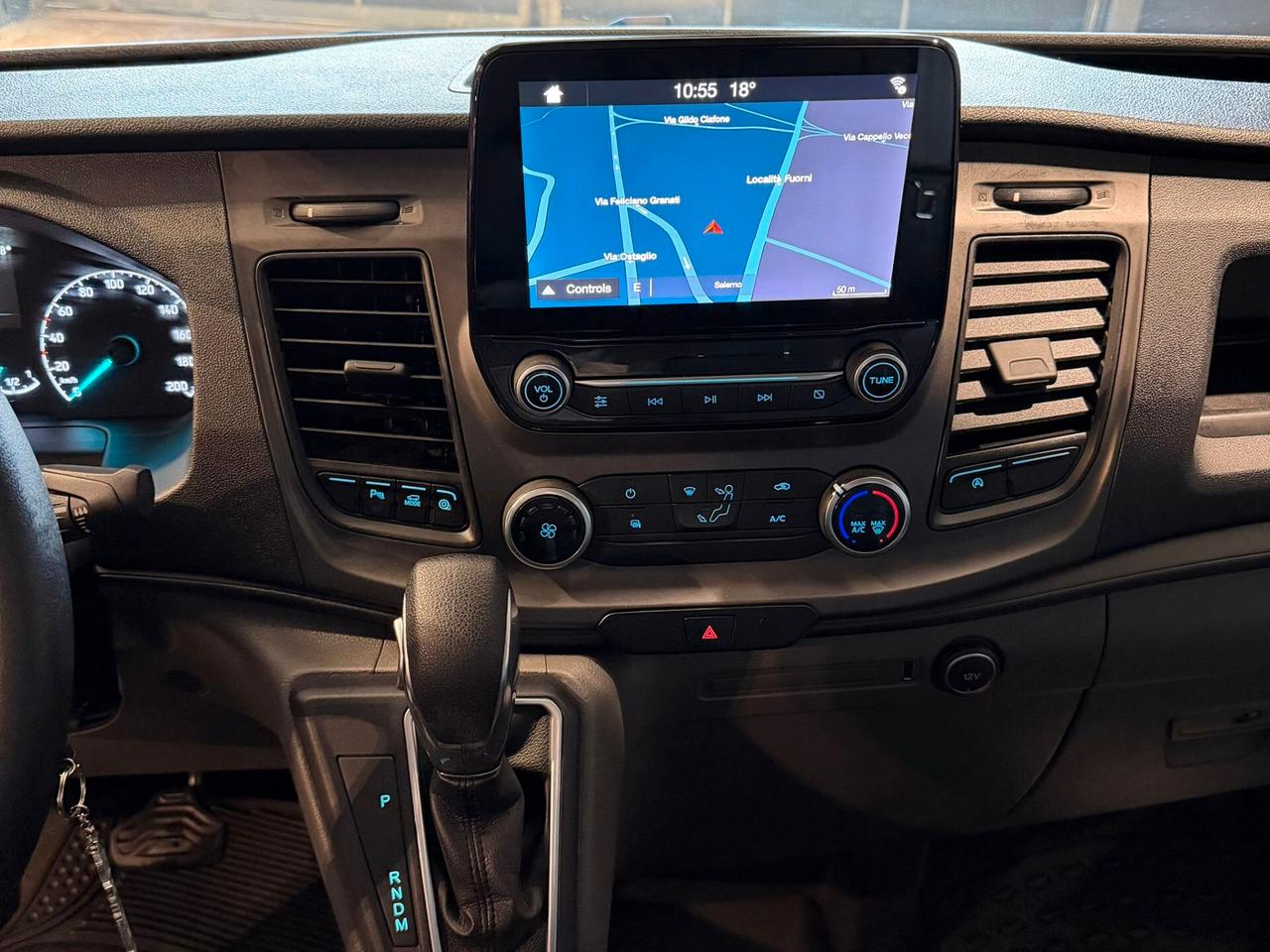 FORD TRANSIT CUSTOM 2.0 L1H1 FURG AUTOMATICO