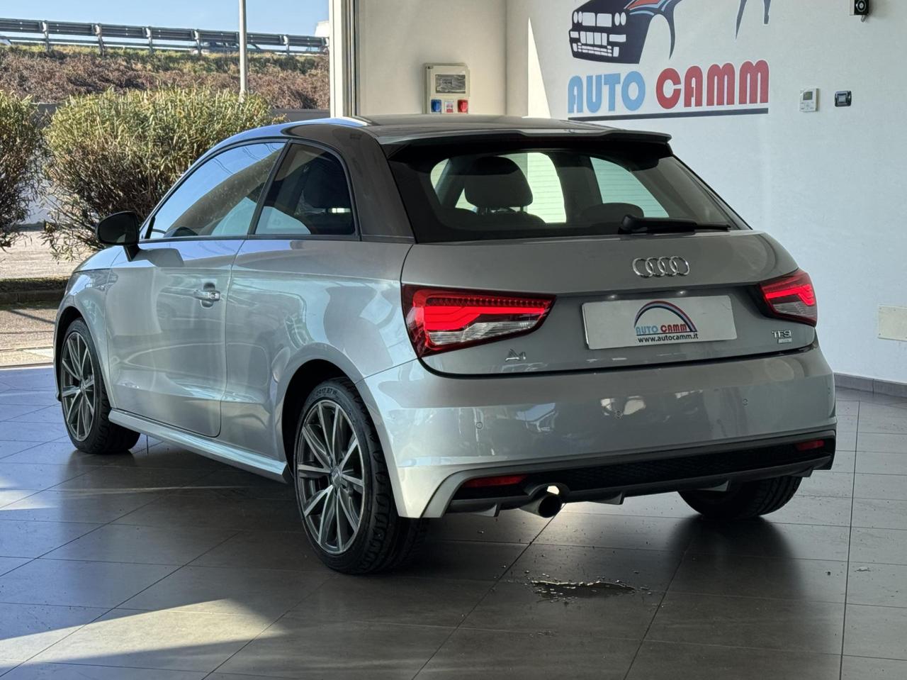 Audi A1 3 Porte A1 1.0 tfsi Admired 82cv