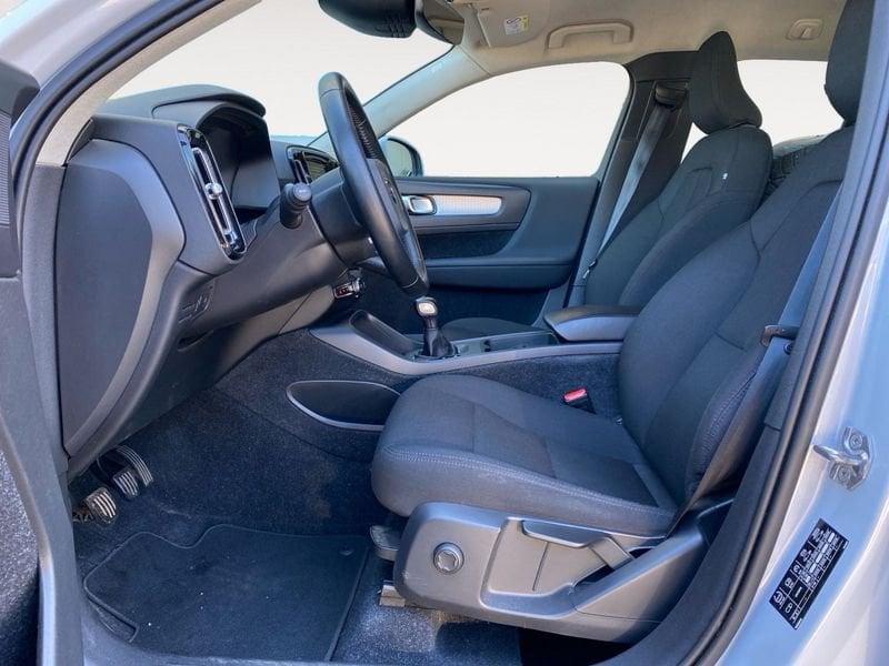 Volvo XC40 D3 Momentum Core