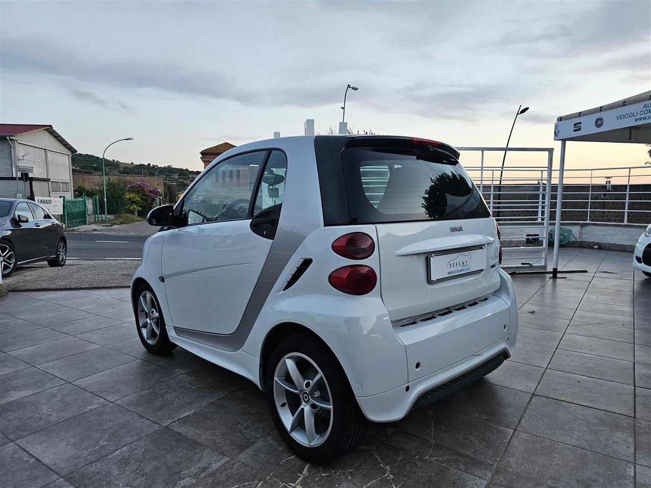 Smart ForTwo 1000 52 kW MHD coupé pulse
