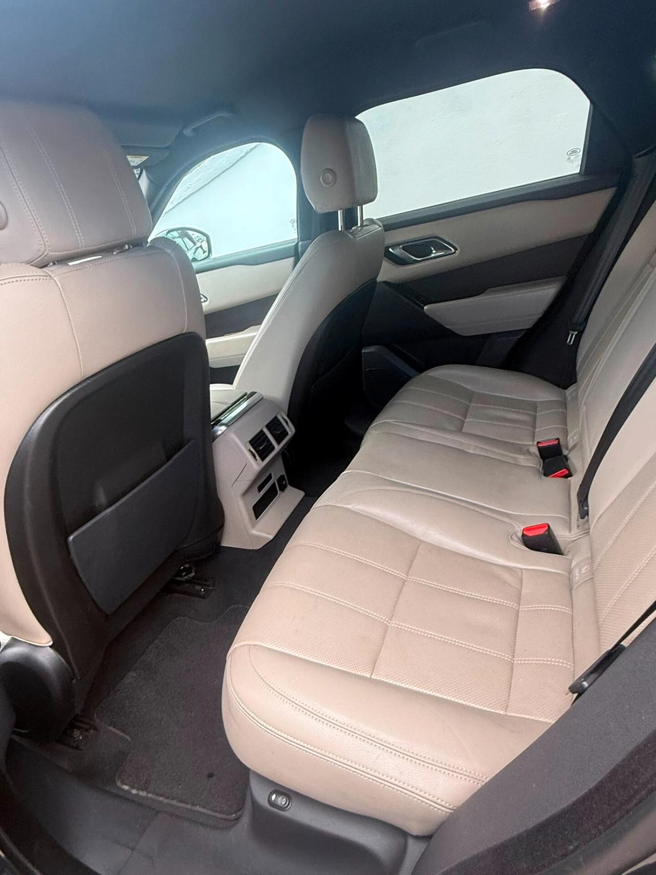 Land Rover Range Velar 2.0D I4 180 CV R-Dynamic HSE