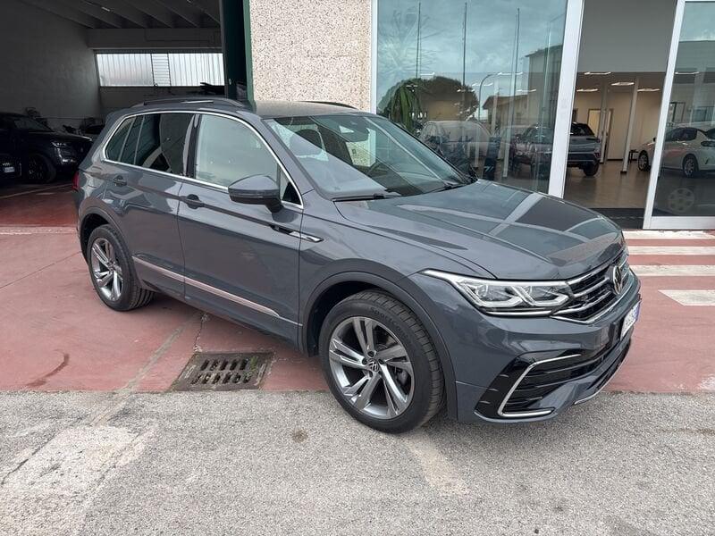 Volkswagen Tiguan 2.0 TDI 150 CV DSG 4MOTION R-Line