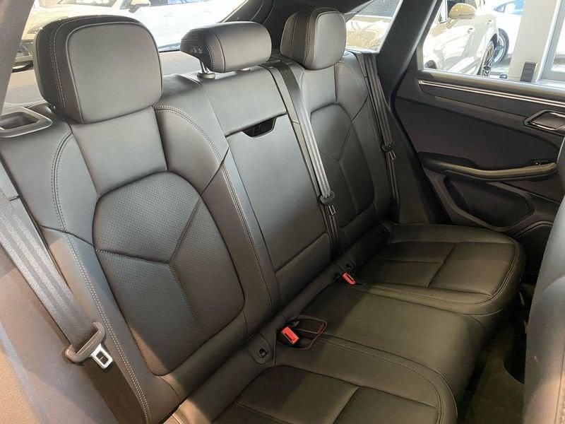Porsche Macan 2.0 265 cv PDK