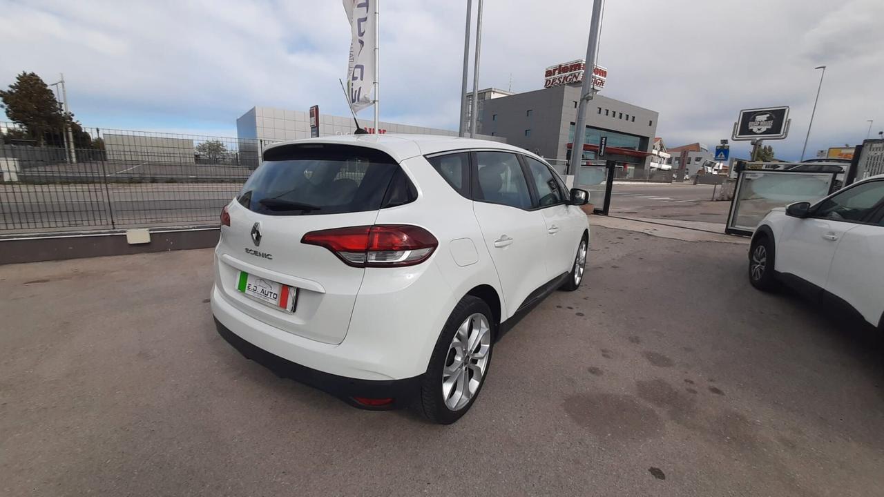 Renault Grand Scenic dCi 8V 110 CV EDC Energy Intens