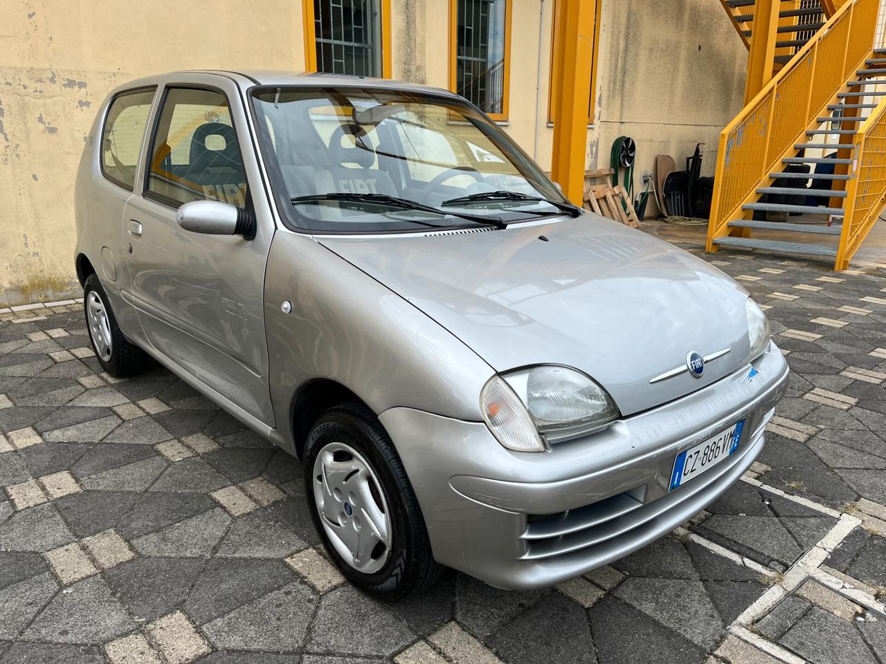 Fiat 600 1.1 Active