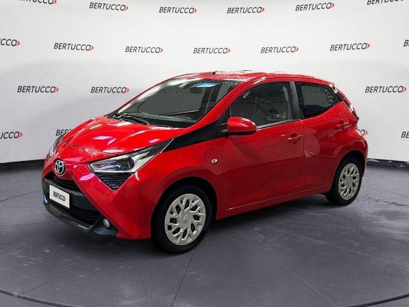 Toyota Aygo 2ª serie Connect 1.0 VVT-i 72 CV 5 porte x-play