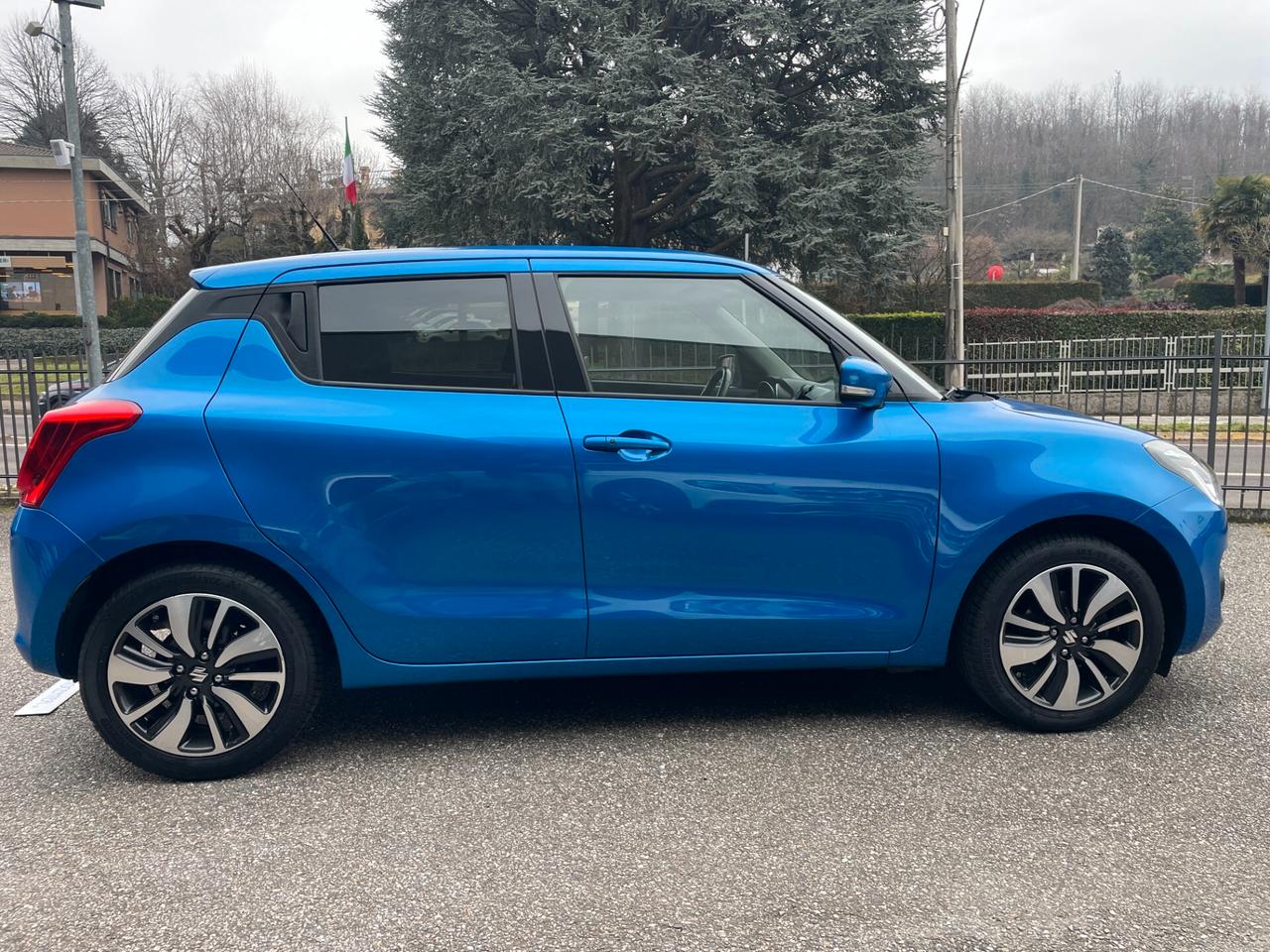 Suzuki Swift 1.2 Hybrid Top