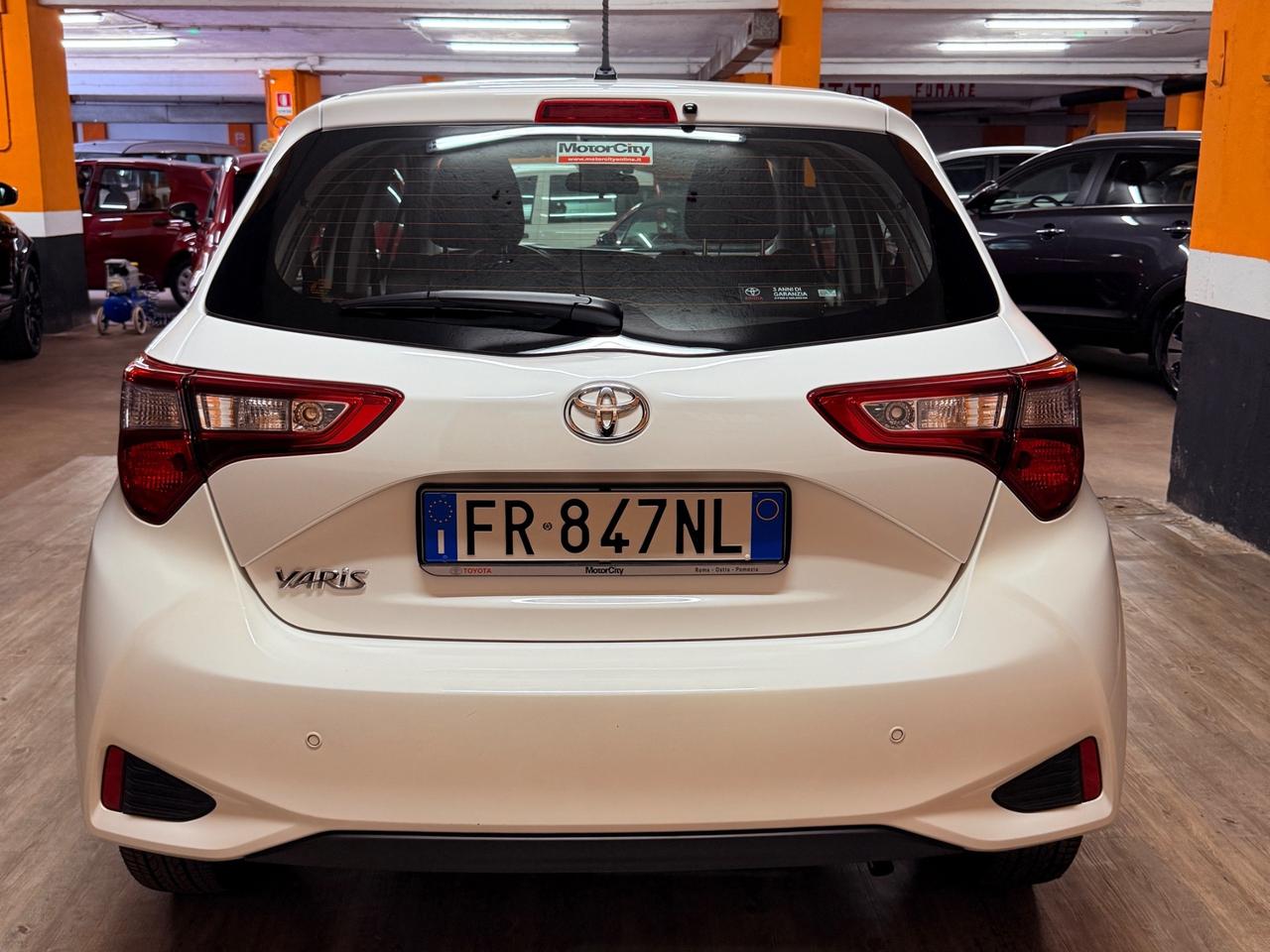 MERAVIGLIOSA TOYOTA YARIS, IN CONDIZIONI DA VETRINA CON SOLI 2930 KM
