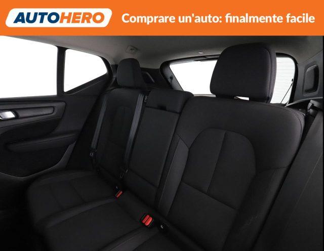VOLVO XC40 T3 Geartronic Momentum Pro