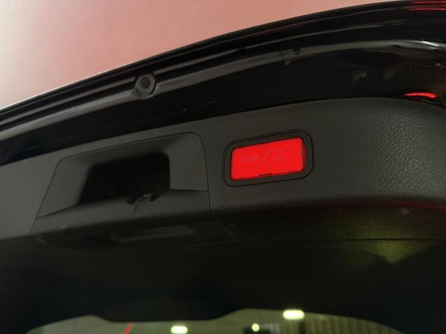 MERCEDES-BENZ GLA 200 d Automatic Premium