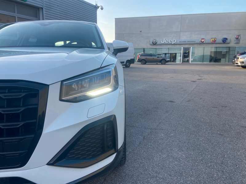 AUDI Q2 35 2.0 tdi Admired Advanced quattro s-tronic