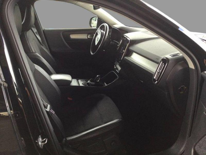 Volvo XC40 D3 150 CV AWD Automatica NAVI LED Business Plus