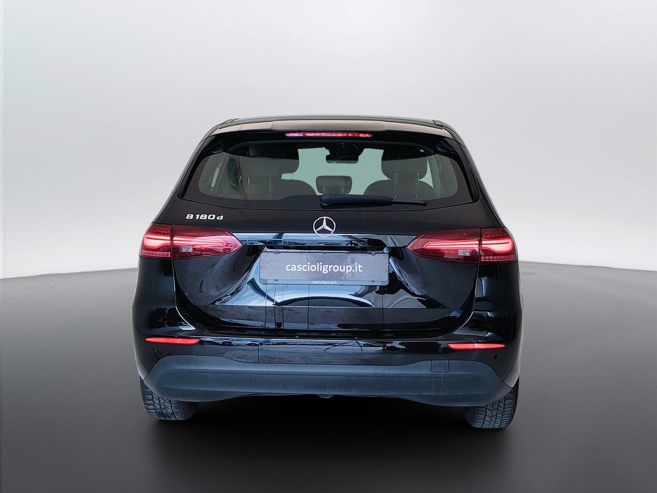Mercedes-Benz Classe B - W247 2023 - B 180 d Advanced auto