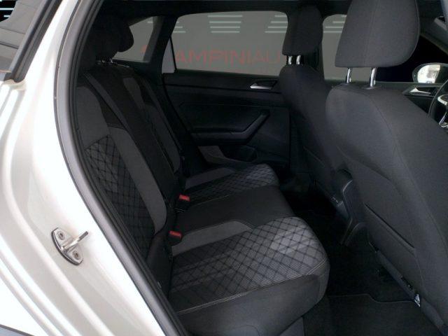 VOLKSWAGEN Taigo 1.0 TSI 115 CV R-Line Km 16.000 Pronta Consegna
