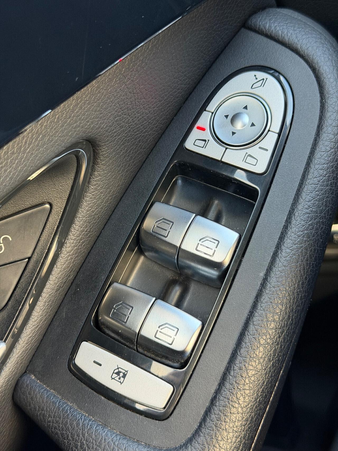 Mercedes GLC 220 d Sport 194CV 4Matic Restyling