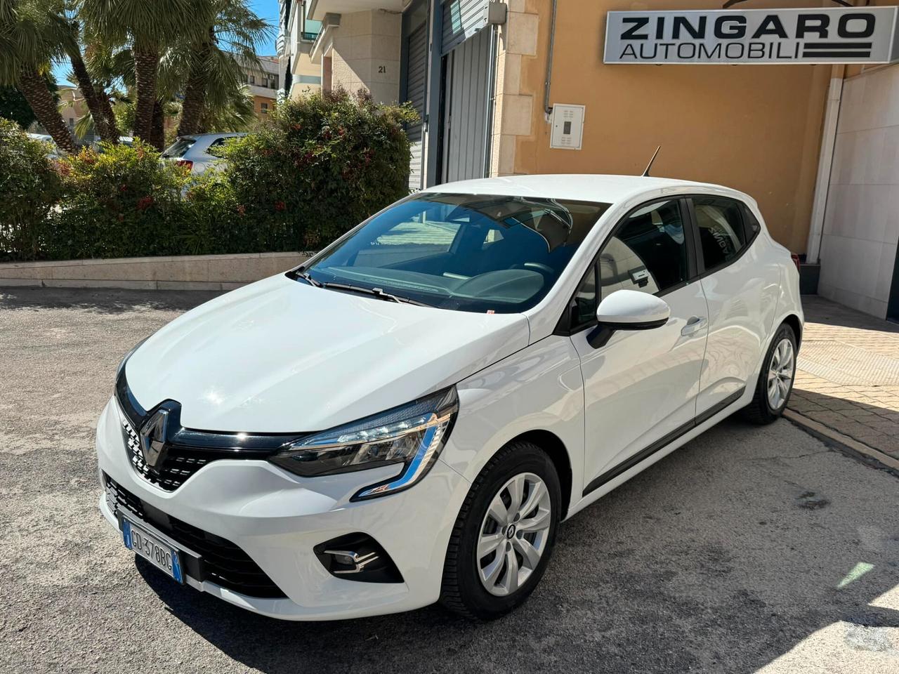 RENAULT CLIO 1.5 DCI 85 CV E6 ZEN NAVI FULL LED