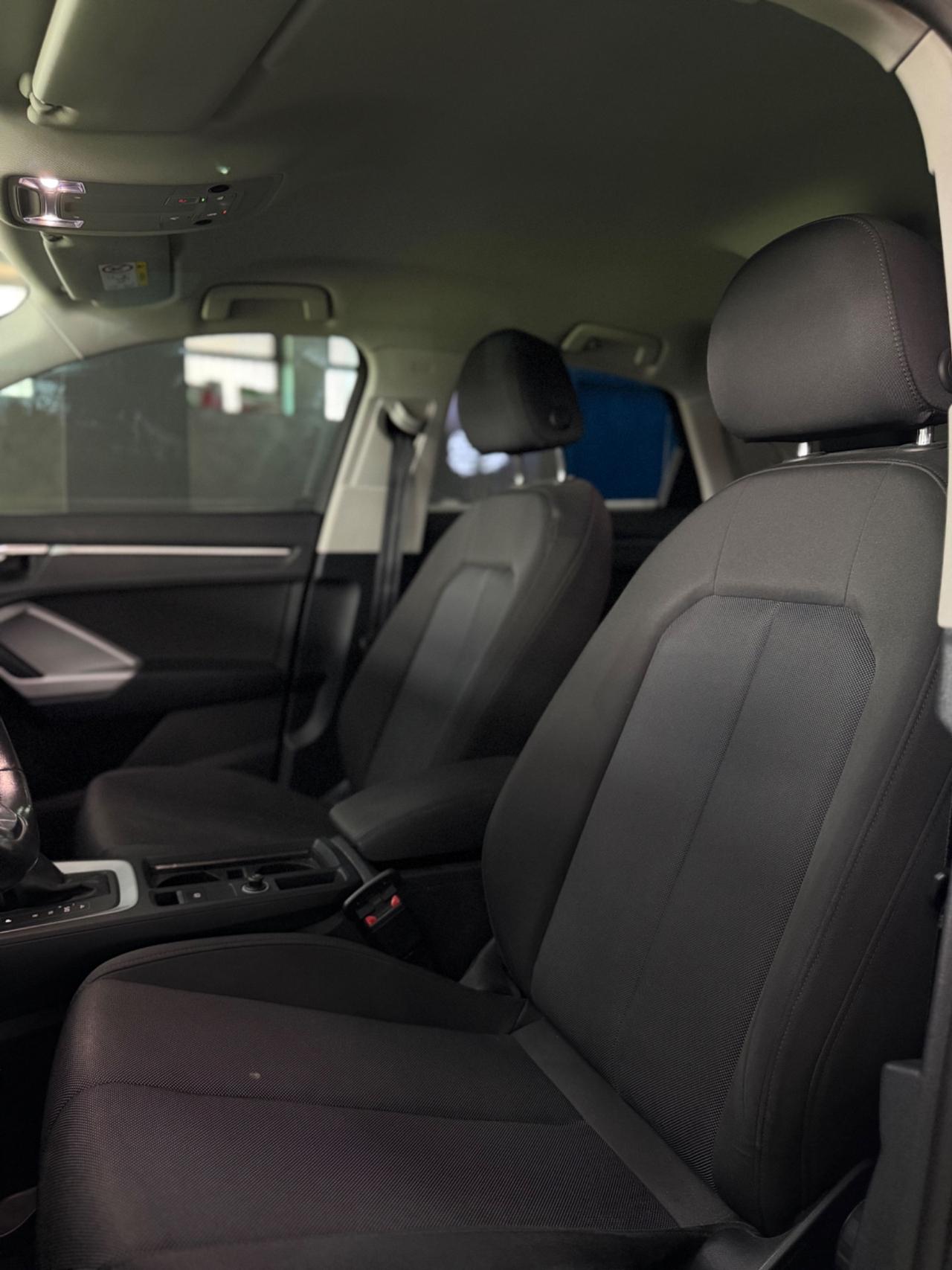 Audi Q3 SPORTBACK 35 TDI Business Plus