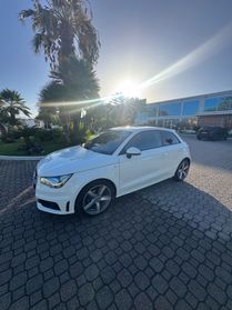 Audi A1 1.6 TDI S tronic Ambition