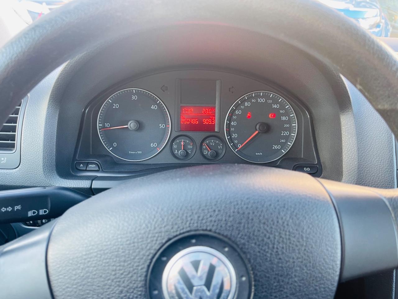 Volkswagen Golf 1.9 TDI DPF Sportline