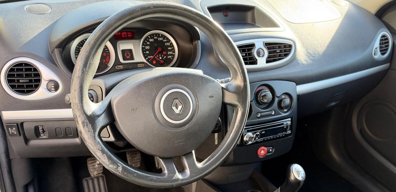 Renault Clio 1.2 Gpl 75 Cv