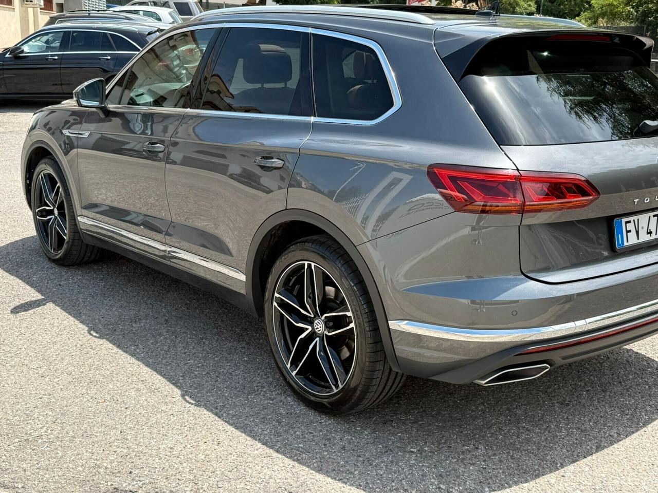 Volkswagen Touareg 3.0 V6 TDI SCR Advanced Tetto