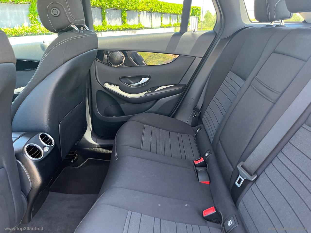 MERCEDES-BENZ GLC 220 d 4Matic Sport
