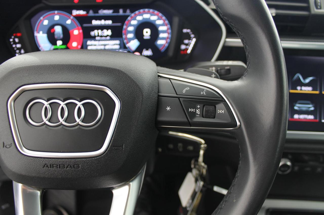 Audi Q3 Sportback 2.0 TDi S-Tronic SPORT