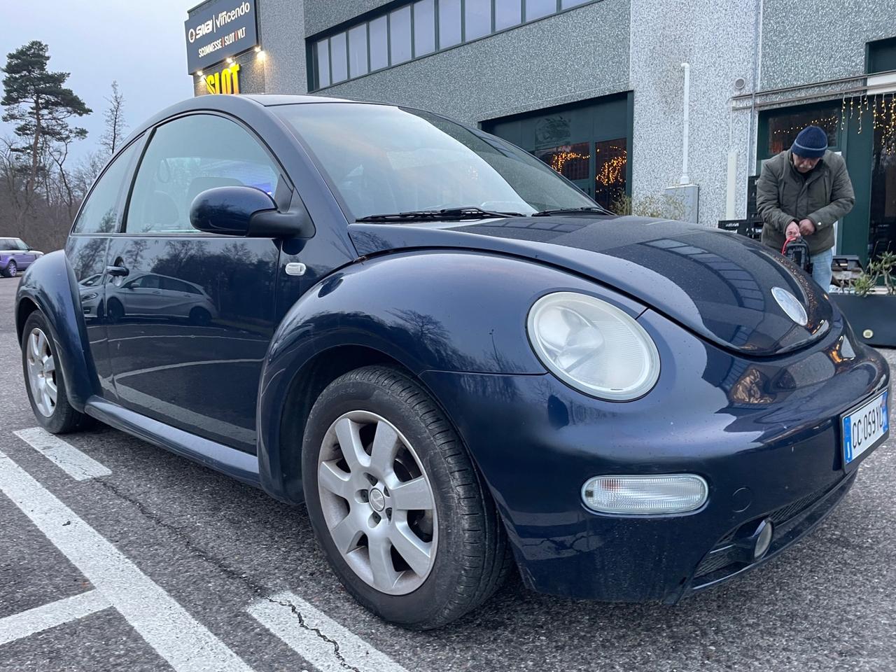 Volkswagen New Beetle 1.6*Neopatentati*Tenuta benissimo *