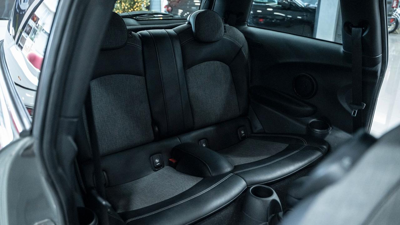 Mini Countryman John Cooper Works 2.0 3P 231 CV AUTO XENO NAVI FULL OPTIONAL