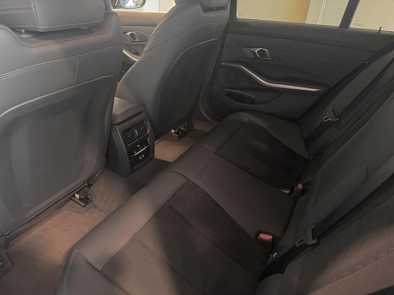 Bmw 318 d TOURING MSPORT MHEV AUT. 150CV CARPLAY COCKPIT RETROCAMERA