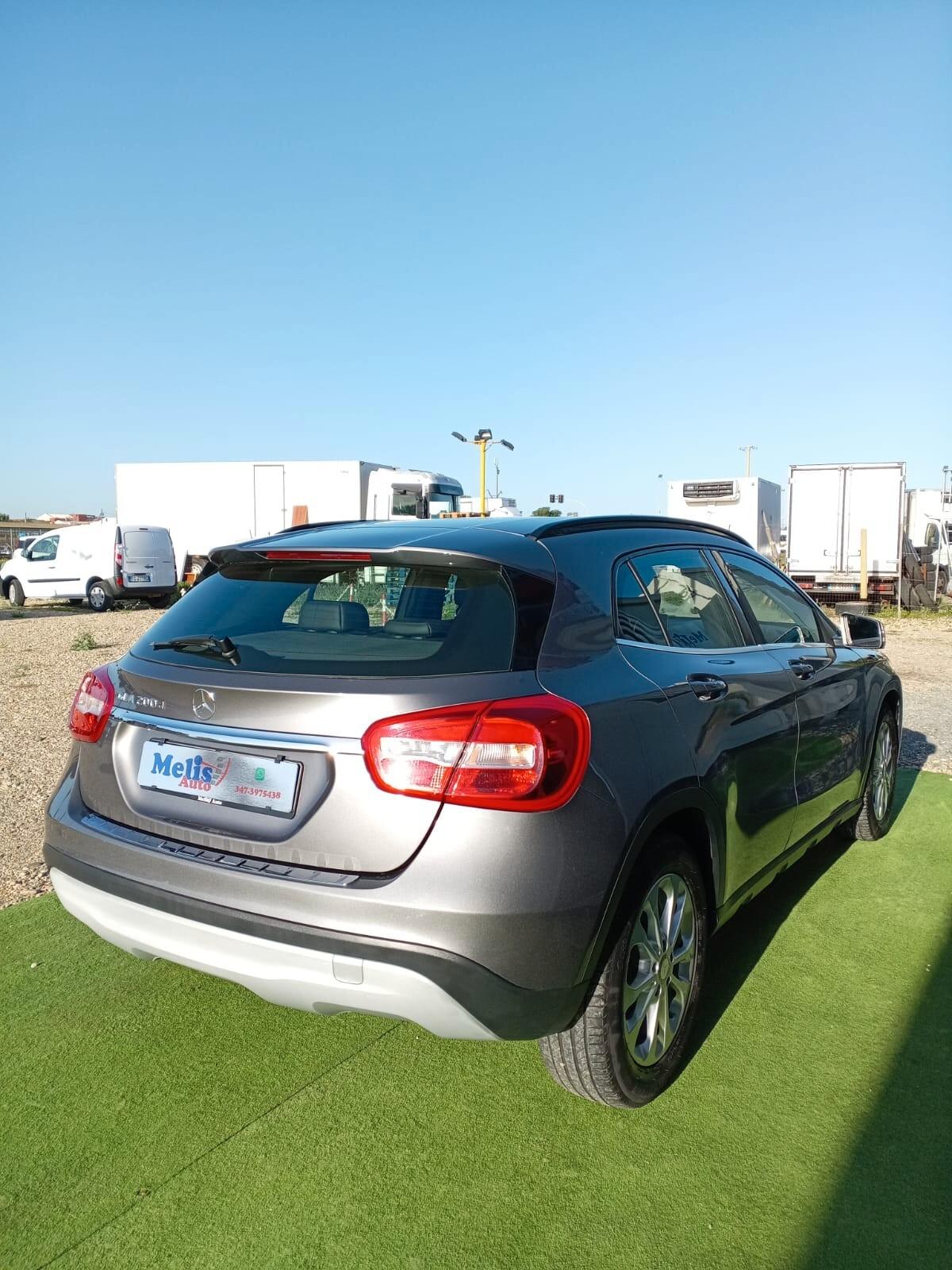 MERCEDES GLA 200 D AUTOMATICA
