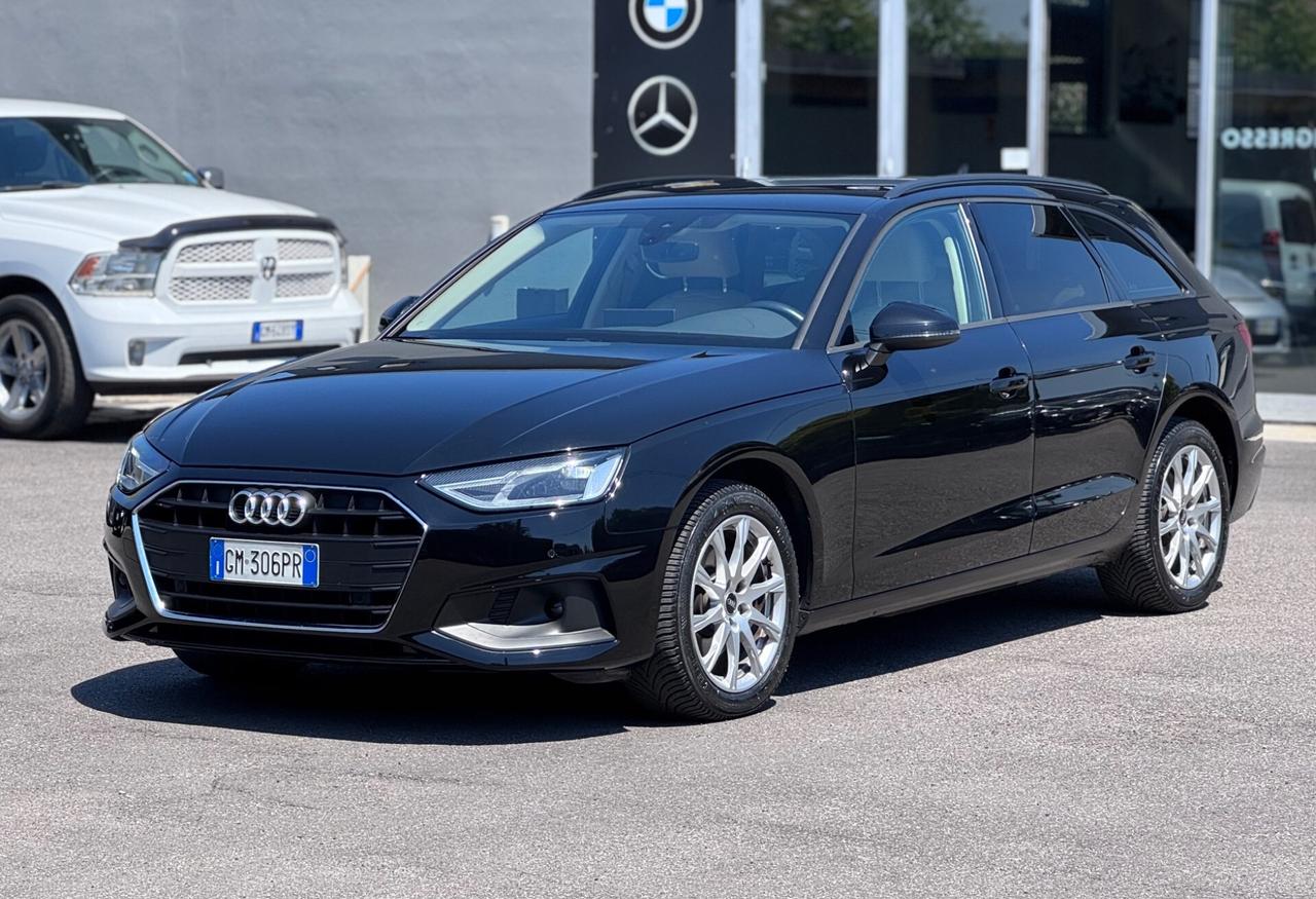 AUDI A4 Avant 35 TDI/163 CV S tronic PELLE TOTALE
