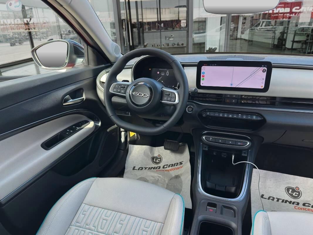 Fiat 600 1.2 hybrid La Prima 110cv AUTOM E TELECAM