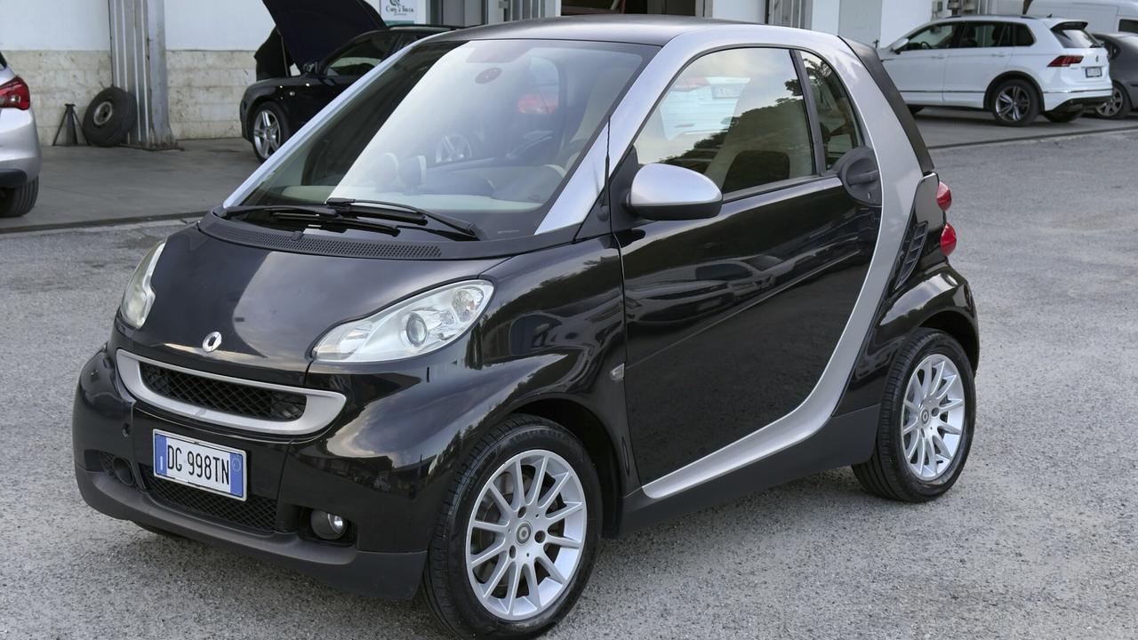 Smart ForTwo 1000 52 kW coupé passion