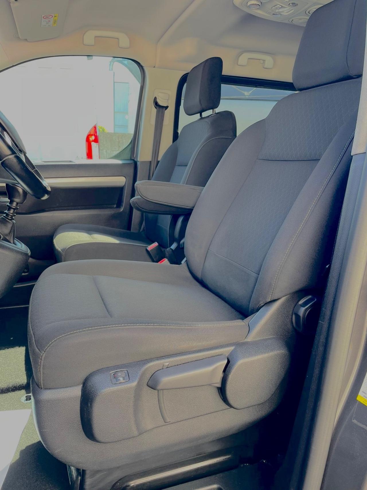 Opel Vivaro Life 2.0 Diesel 145CV PASSO LUNGO 8 POSTI FULL OPTIONAL