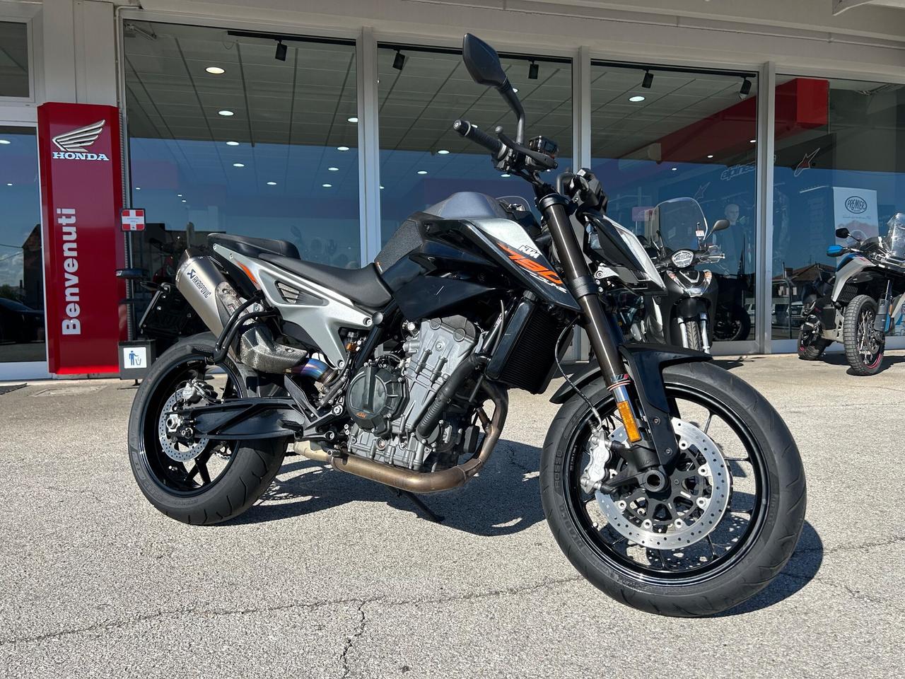 Ktm 790 Duke SCARICO AKRAPOVIC