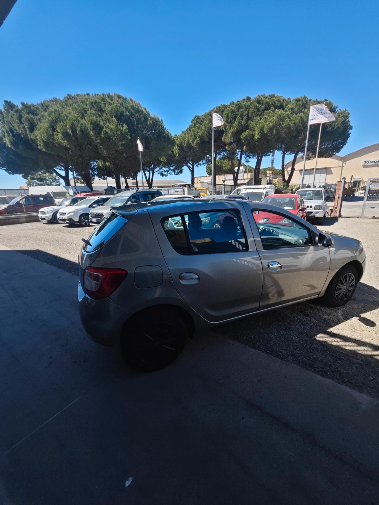 Dacia Sandero 1.2 75CV Lauréate