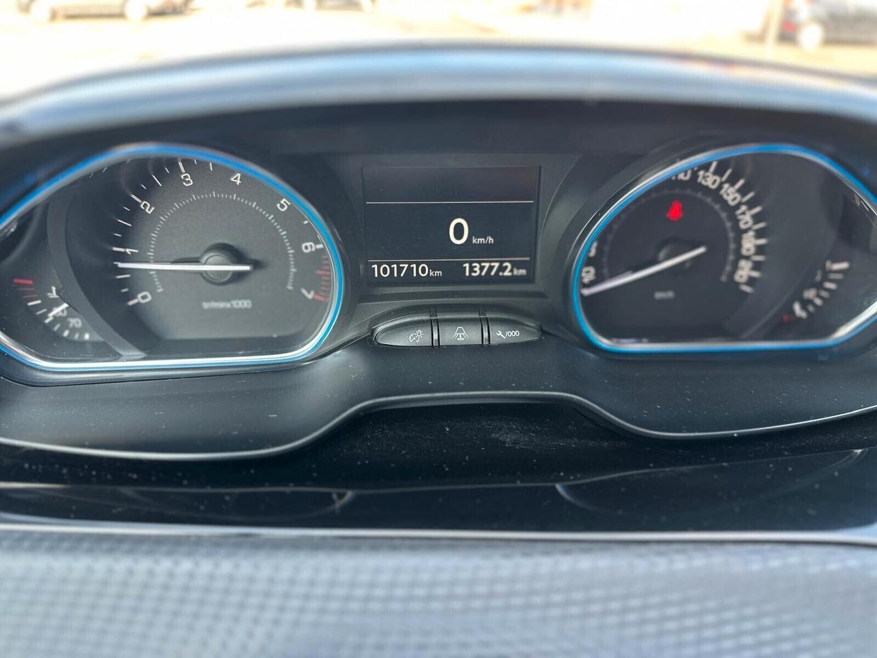 Peugeot 2008 PureTech Turbo 110 S&S Black Matt