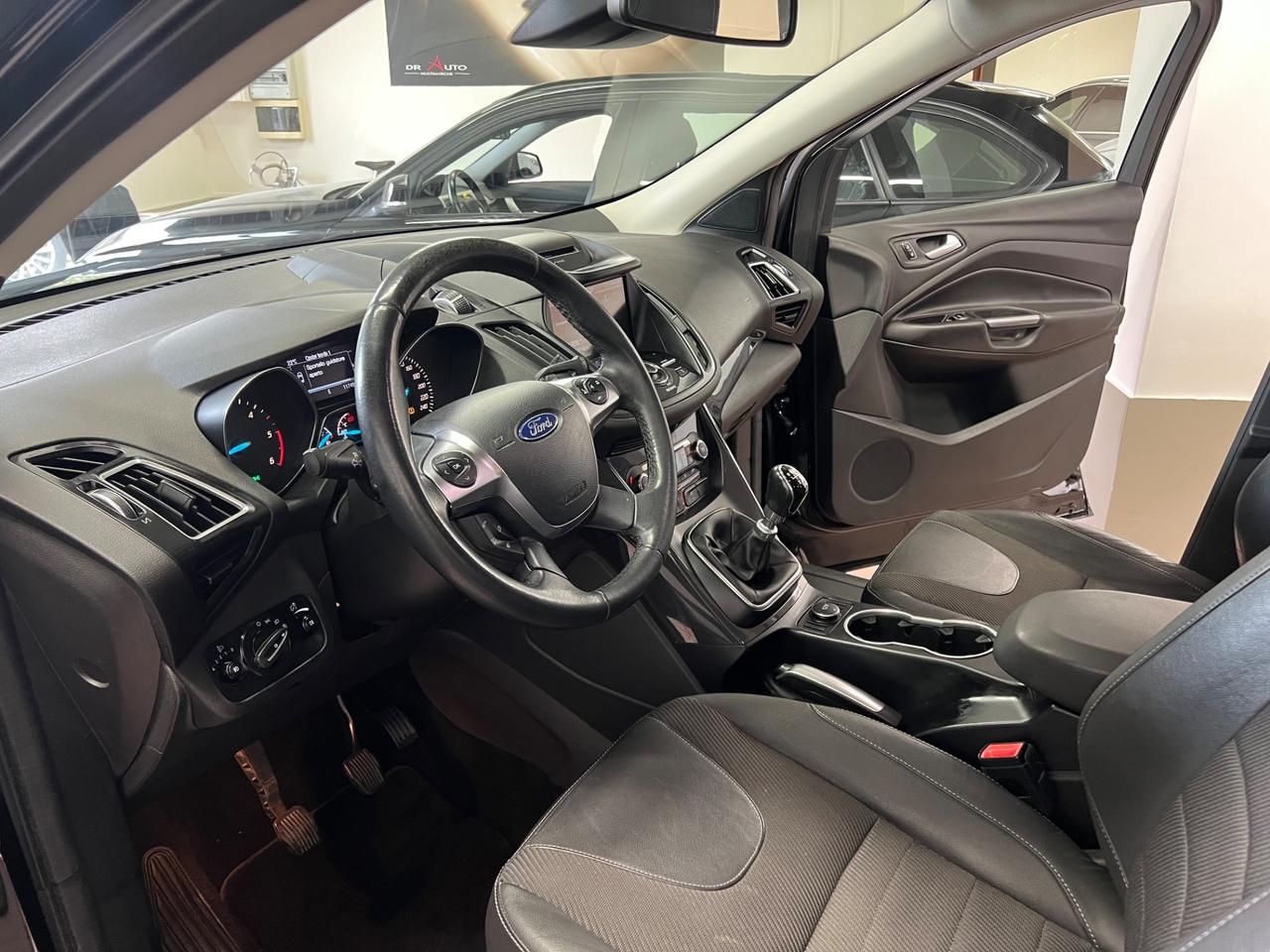 Ford Kuga 2.0 TDCI 120 CV S&S 2WD Titanium