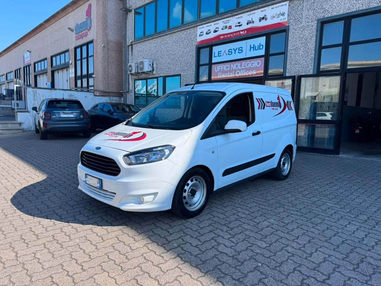 Ford Transit Courier 1.5 TDCi 75CV Van Entry