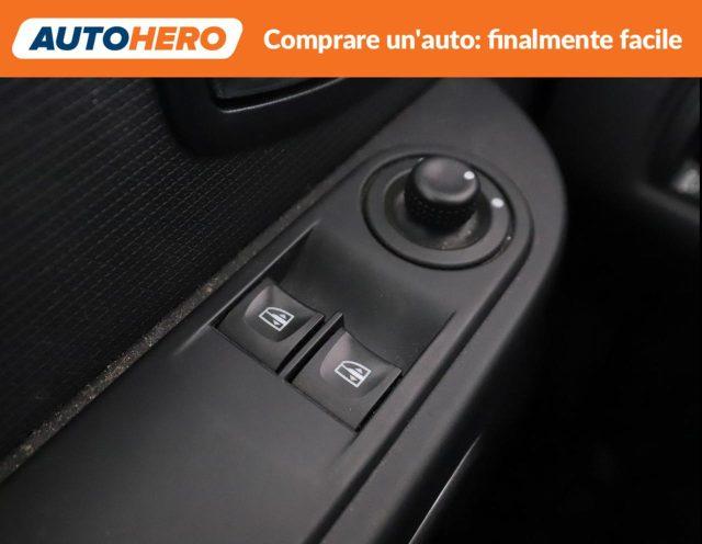 RENAULT Clio 1.2 75CV 5 porte Costume National