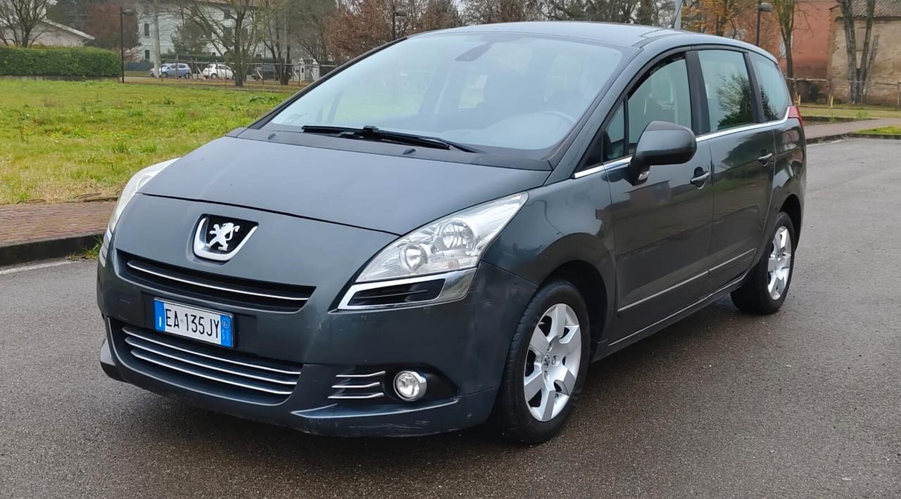 Peugeot 5008 1.6 HDi 110CV Business