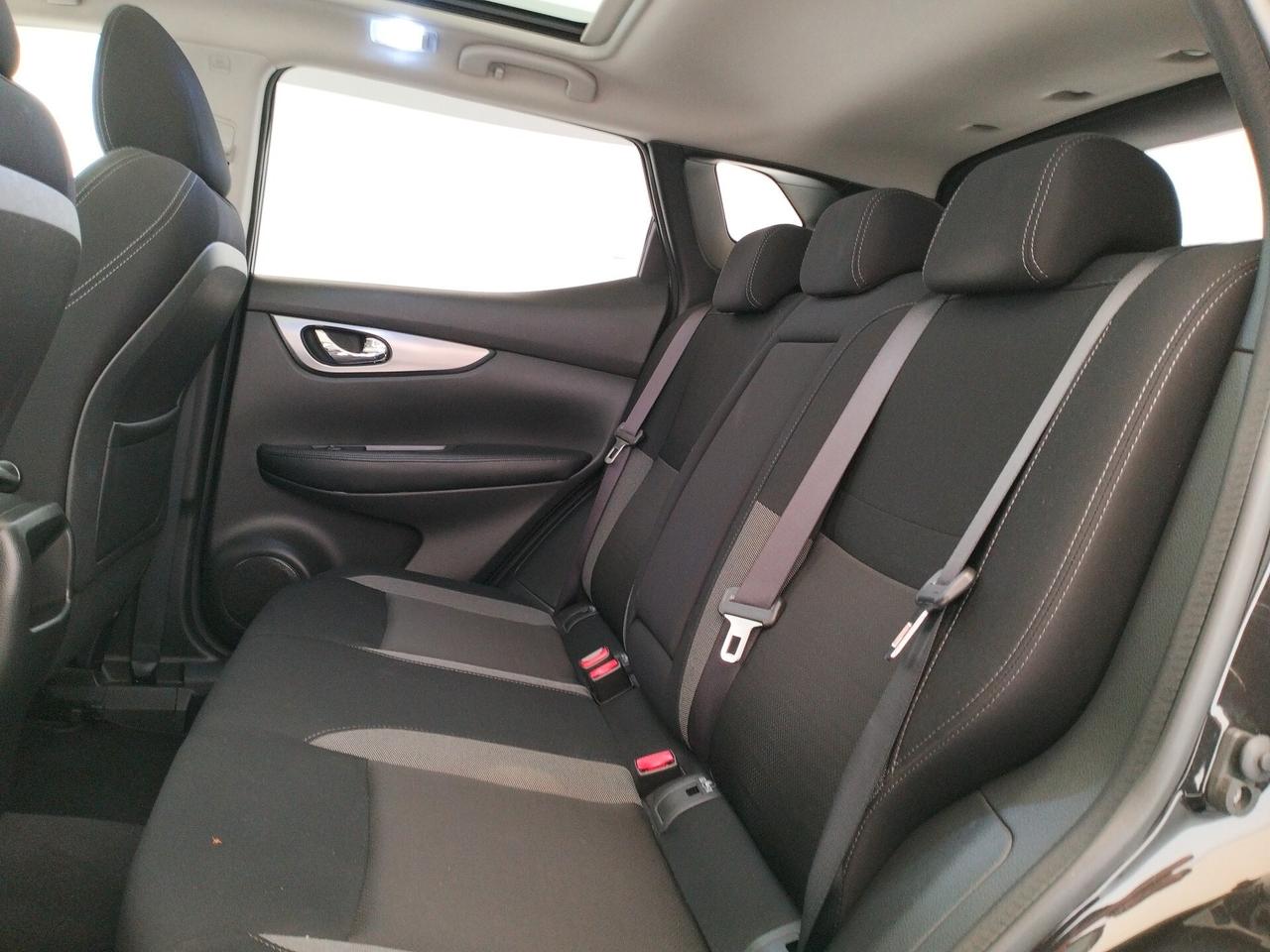Nissan Qashqai 1.5 dCi Visia - TETTO PANORAMICO - NEOPATENTATI