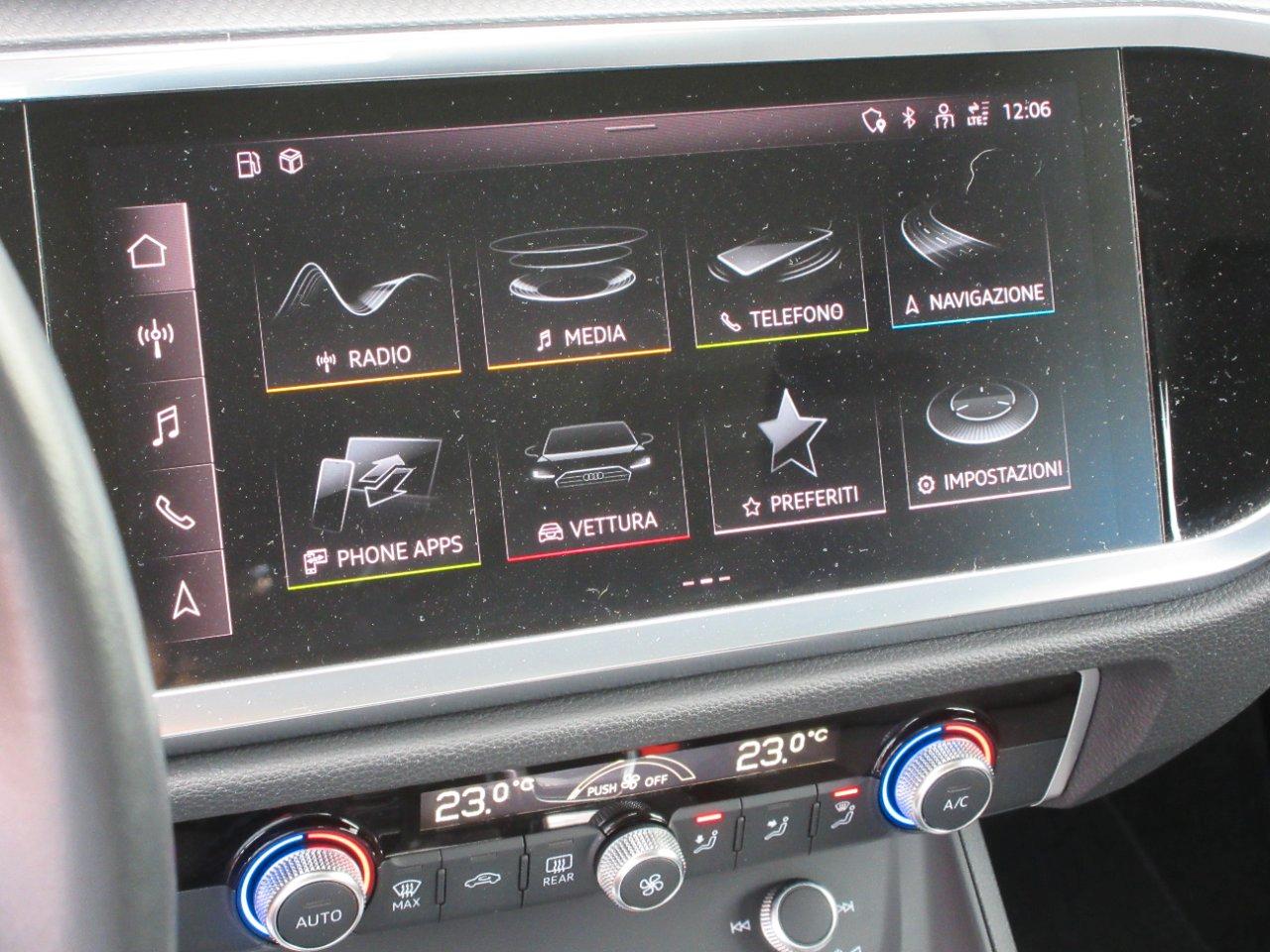 Audi Q3 35 2.0 tdi Business quattro s-tronic